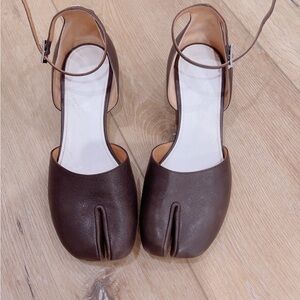Maison Margiela SSENSE Exclusive Brown Ankle Strap Tabi Heels